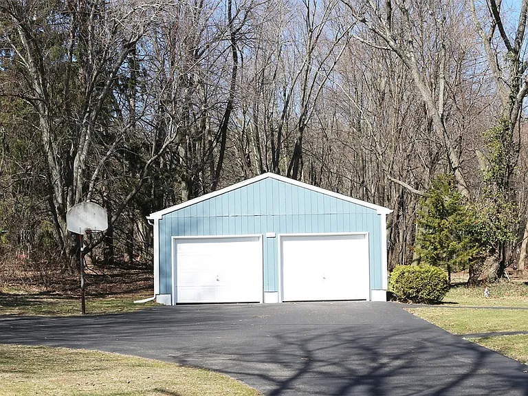 144 Hampden Rd — Photo 6