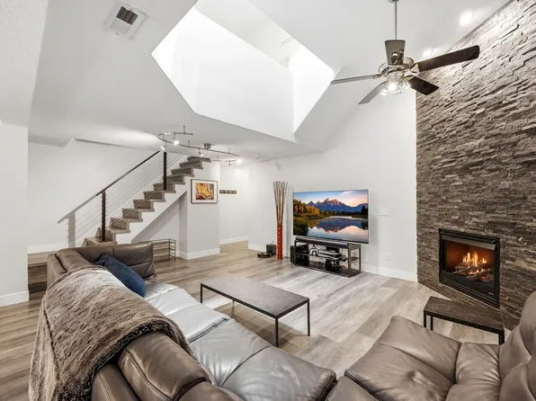 2233 S 500 E APT 104, South Salt Lake, UT 84106