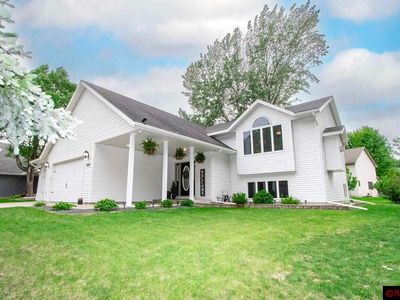 2109 Haughton Ave, North Mankato, MN, 56003