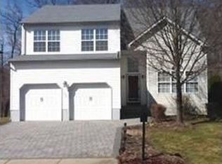 172 Winston Dr, Matawan, NJ 07747