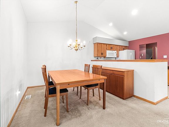 4th image of 840 Havenshire Rd