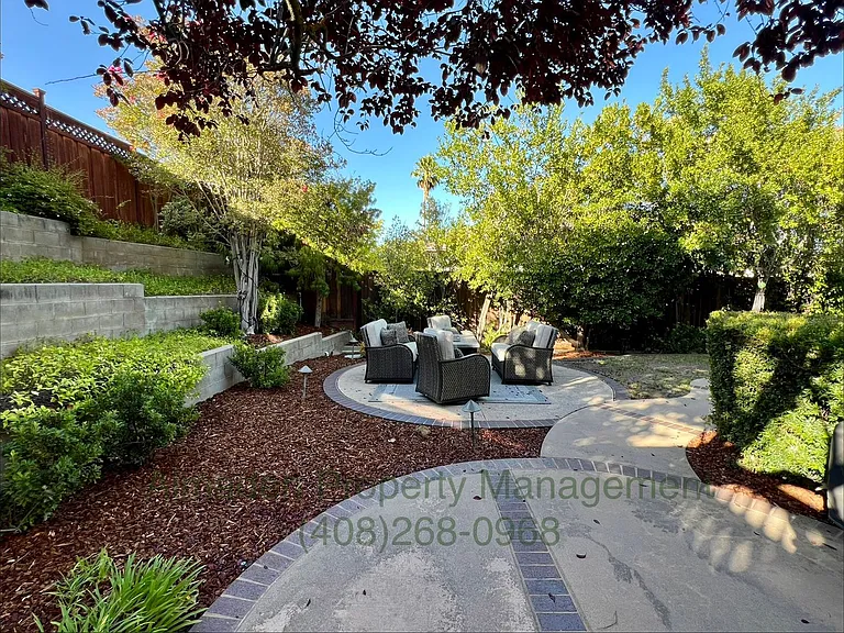 7000 Sterling Gate Ct — Photo 11