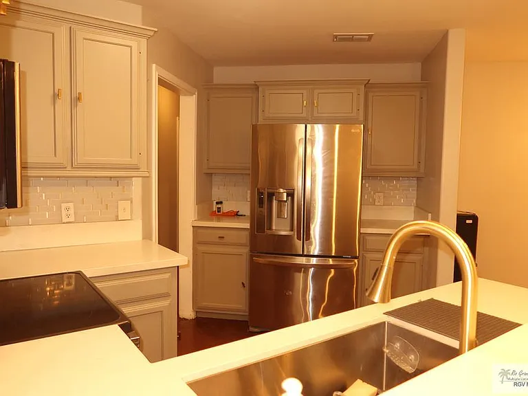 4500 Carmen Ave — Photo 13
