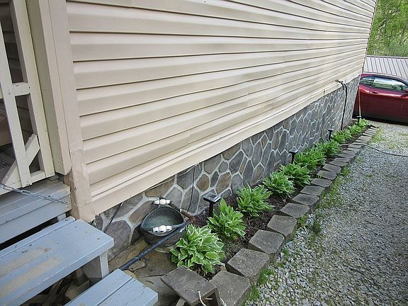 No maint. plants all around