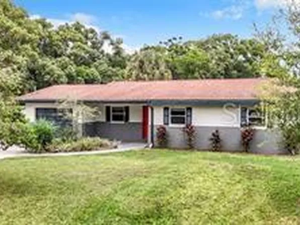 8923 N Arrawana Ave, Tampa, FL 33614