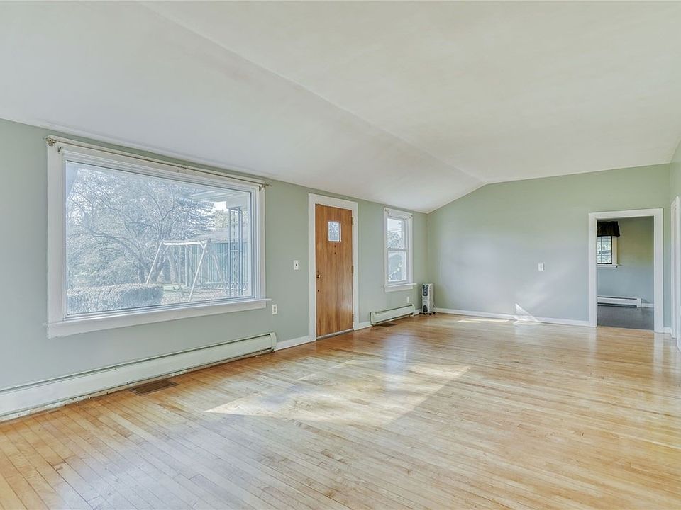 16 Pannell Rd, Fairport, NY 14450 Zillow