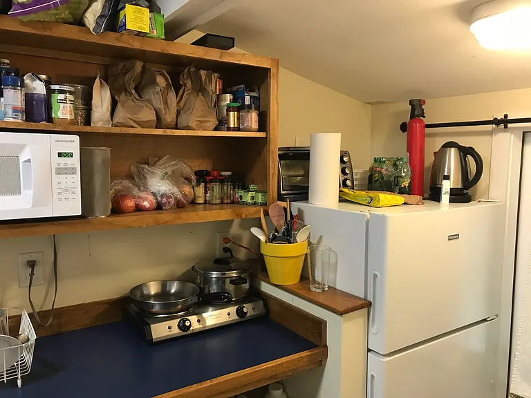 202 Maple Ave #C — Photo 6