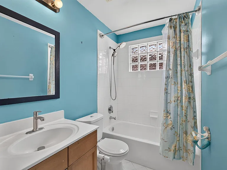 1204 Oakwater Dr — Photo 44