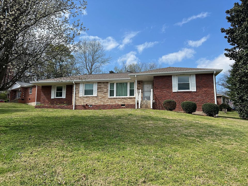 1st image of 2932 Donna Hill Dr