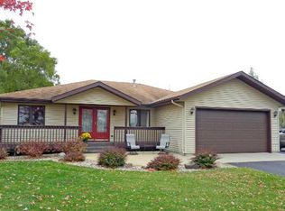 5530 292nd Ct E, Cannon Falls, MN 55009