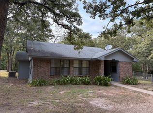 489 Northwood Cir, Rockdale, TX 76567