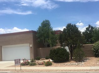 5627 Bosque Vista Dr NE, Albuquerque, NM 87111