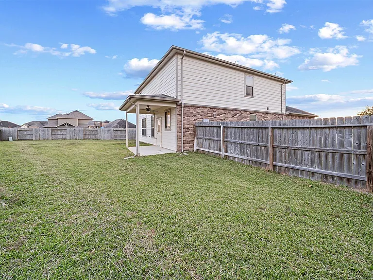 19603 Blue Pine Cir — Photo 37
