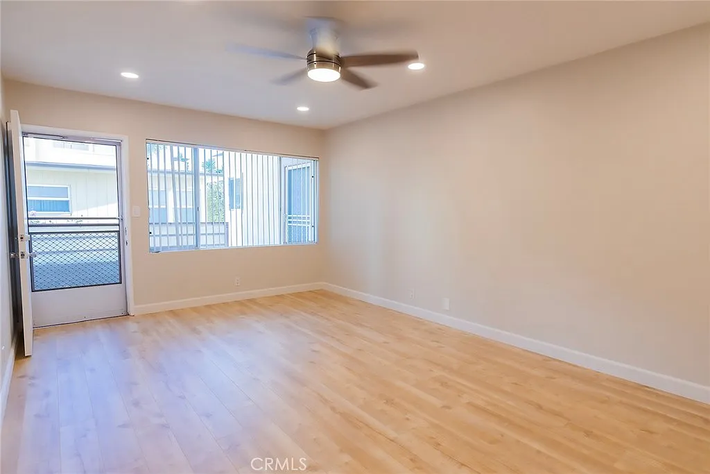 1 bed, 700 sqft, $2,800 — Photo 2