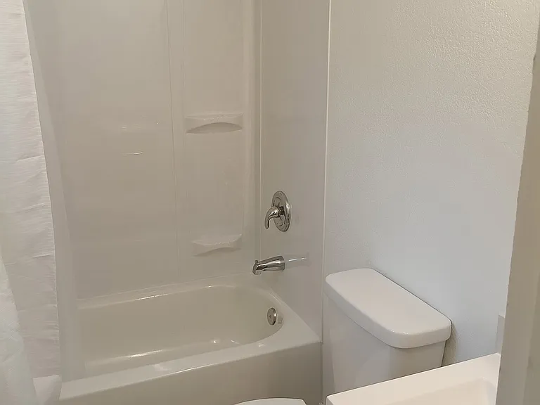428 Elliot St #8 — Photo 18