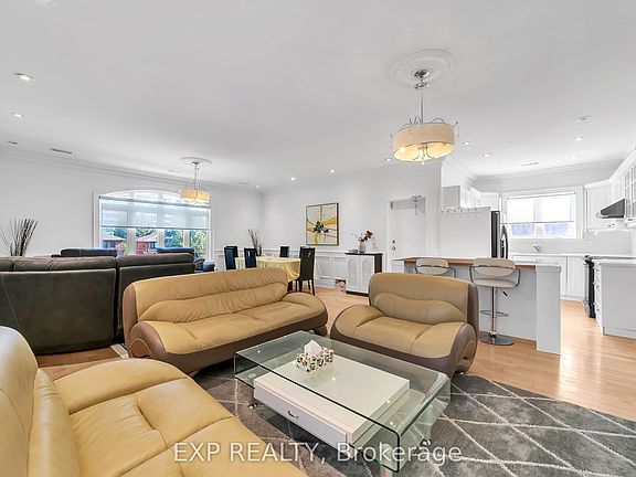 3rd image of 2 Mackay Dr Floor 2