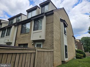 9814 Brookridge Ct, Gaithersburg, MD 20886