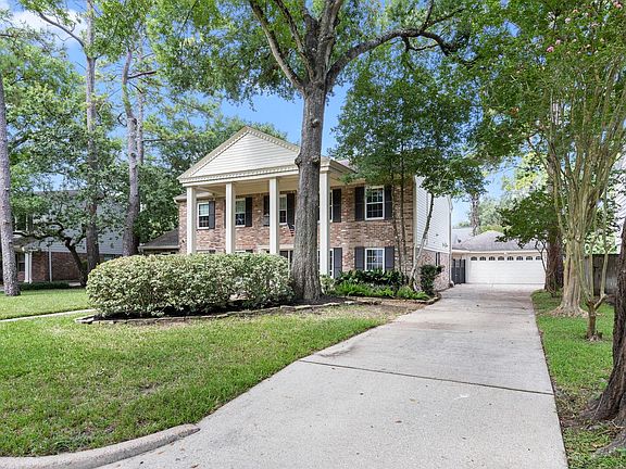 3rd image of 14443 Twisted Oak Ln