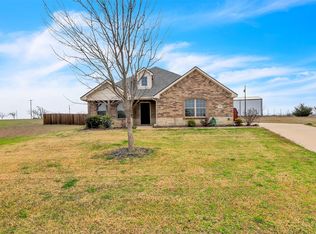 1604 Yahweh St, Leonard, TX 75452