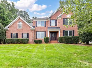 8908 Devonshire Dr, Huntersville, NC 28078