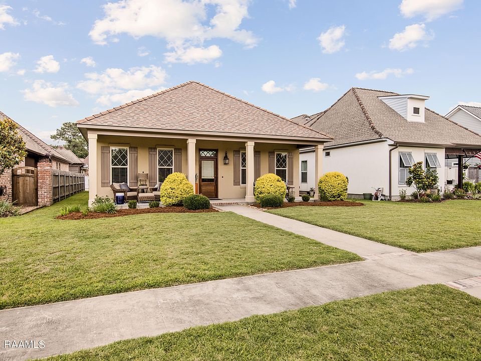 328 Dunvegan Ct, Lafayette, LA 70503 Zillow