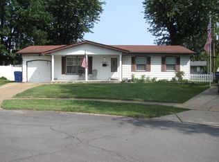 2155 N Pointe Ln, Florissant, MO