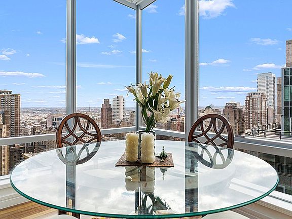 5th image of 1414 S Penn Sq Unit 32H
