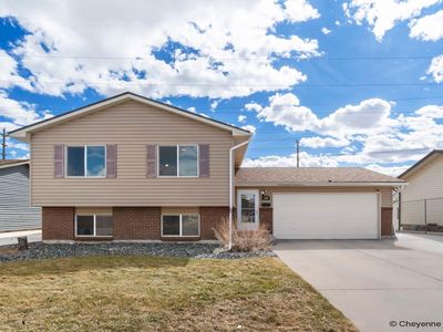 1119 W Jefferson Rd, Cheyenne, WY, 82007