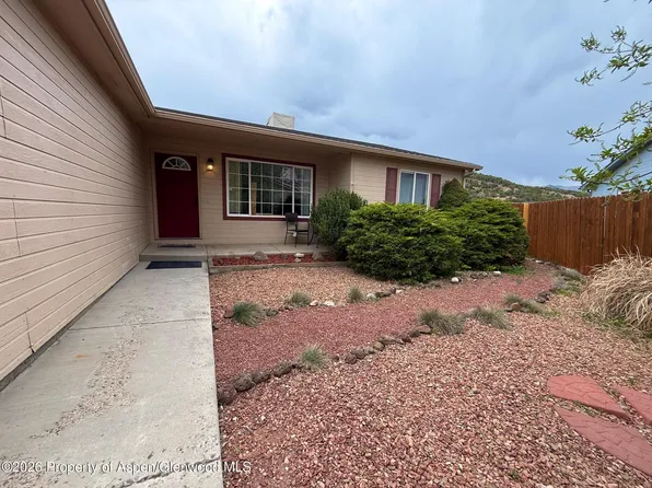 7 Alpine Ct, Parachute, CO 81635