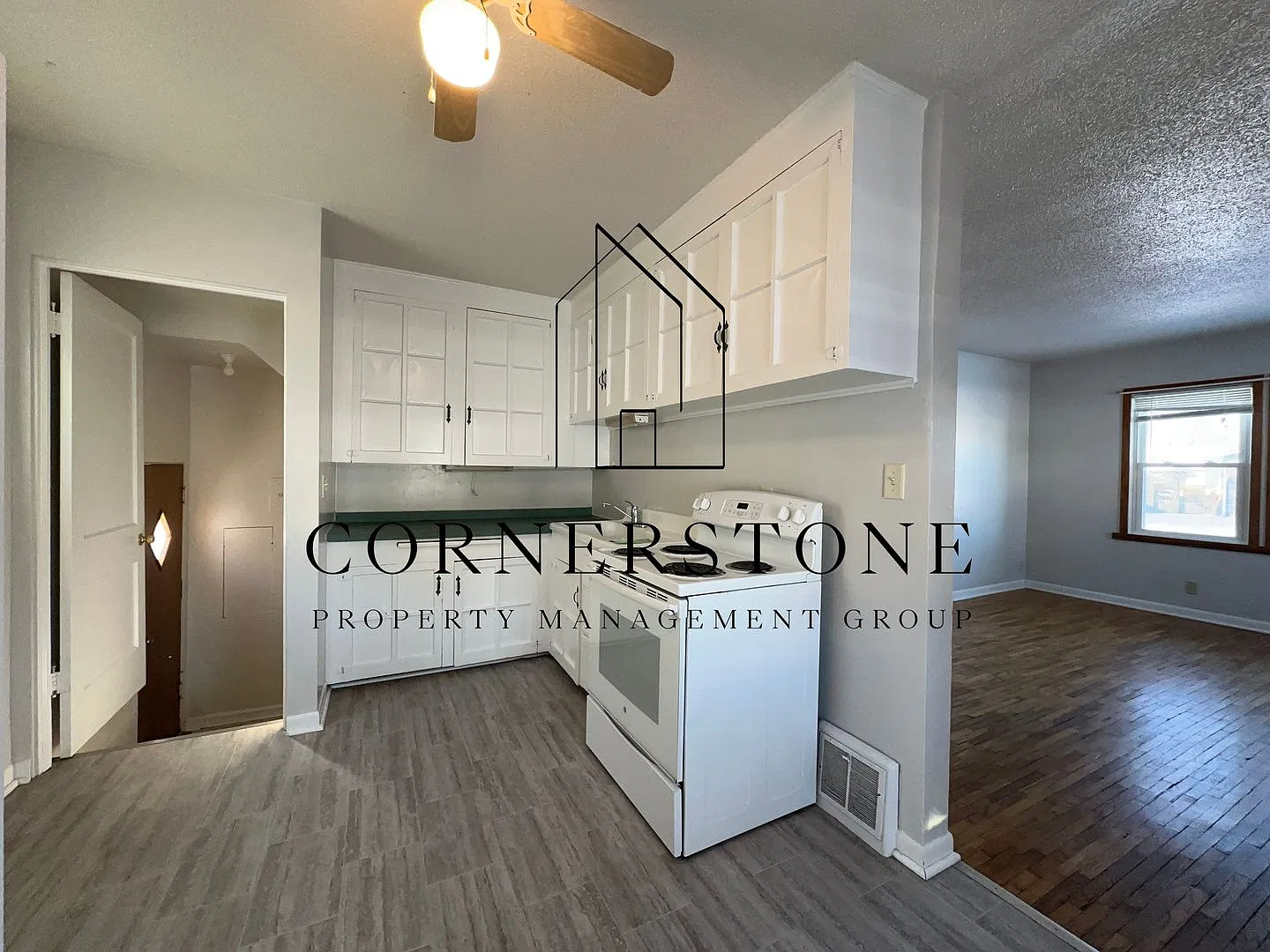 Beautiful 2 bedroom house $825 — Photo 4