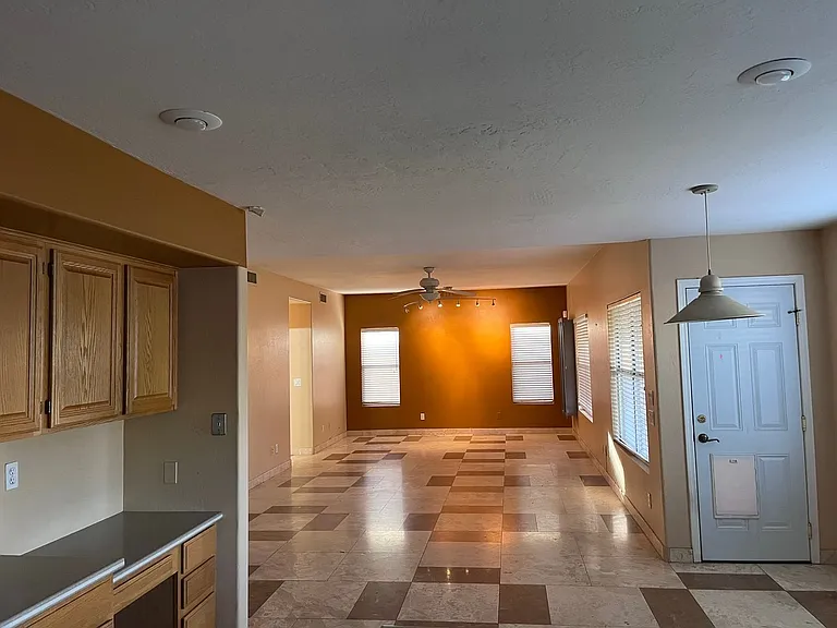 4746 W Carla Vista Dr — Photo 14