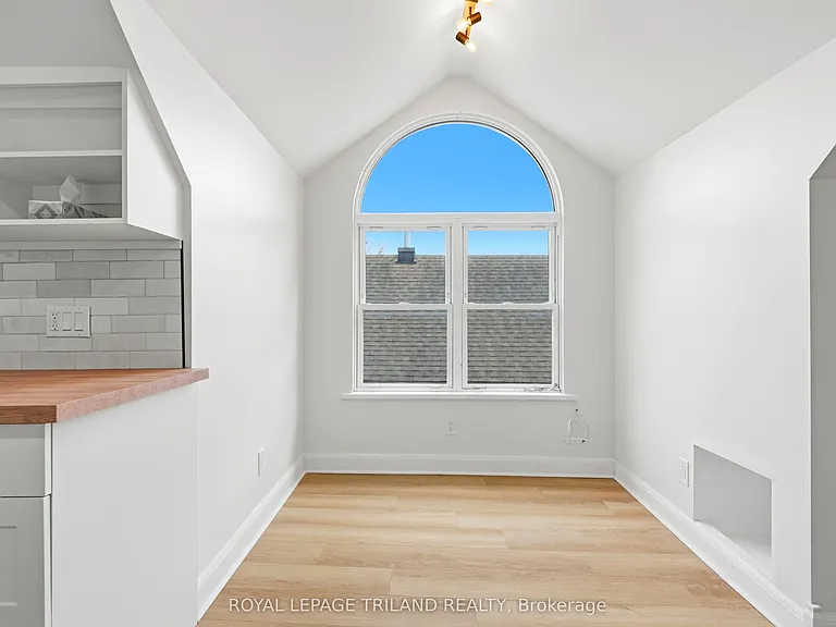 84 Smith St #2 — Photo 10