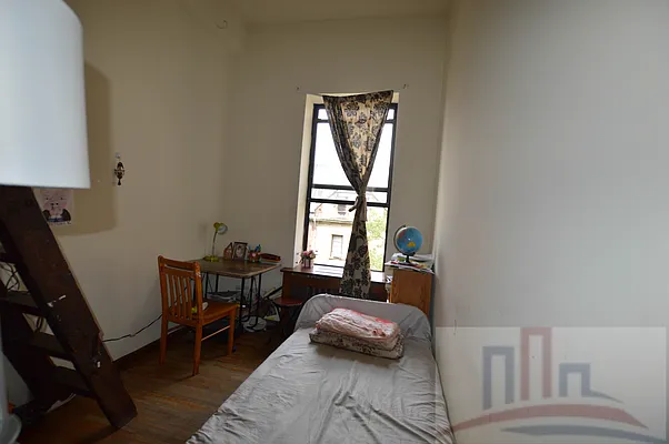 Rented by City Stop Realty | media 21