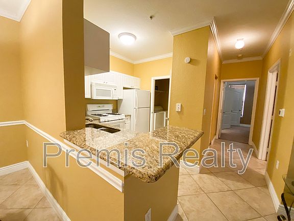 5th image of 2755 Via Capri Unit 1211