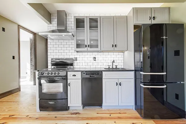 Rented by Brick&Mortar | media 15