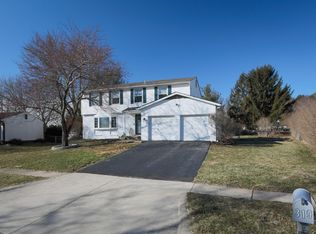 319 Valley Ln, Pickerington, OH
