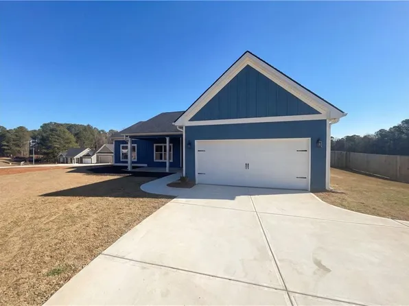 104 Charlie Fuller Rd, Grantville, GA 30220
