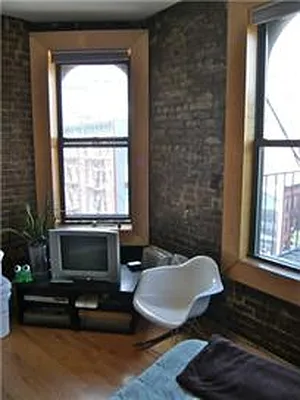 Rented by Veracity NYC LLC | media 24