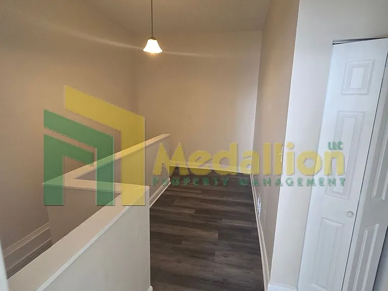 8725 S Constance Ave — Photo 11