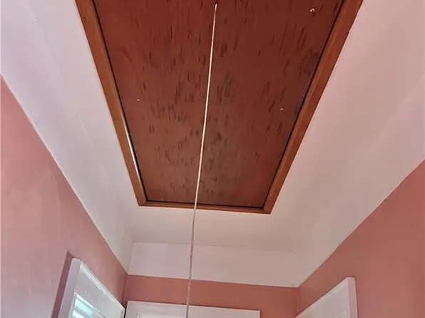 8 Lester Court image 18 of 25