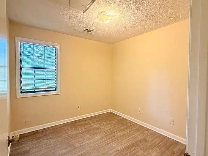 4030 Hawthorne Ave SE #2 — Photo 10