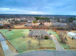 2201 Wagon Trail Blvd, Harrah, OK 73045