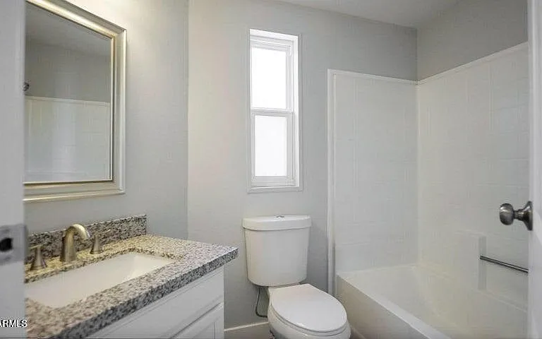 1864 E Augusta Ave — Photo 11