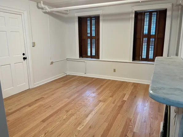 200 Lancaster St #B, Albany, NY 12210