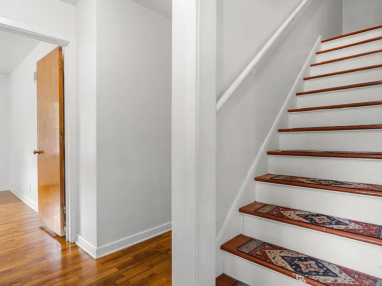 644 Avenue F — Photo 23