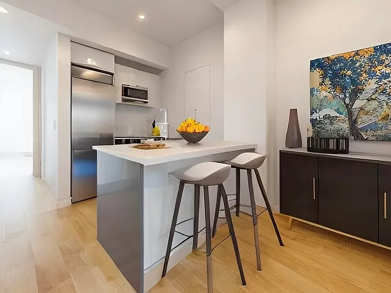 21 Avenue B #601 — Photo 3