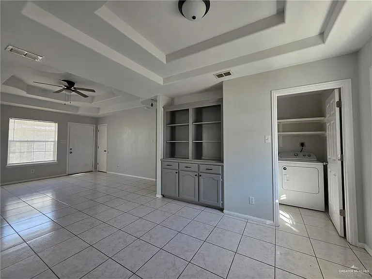 700 Sandpiper Ave — Photo 5
