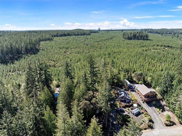 10 E Snow Cap Drive, Belfair, WA 98528