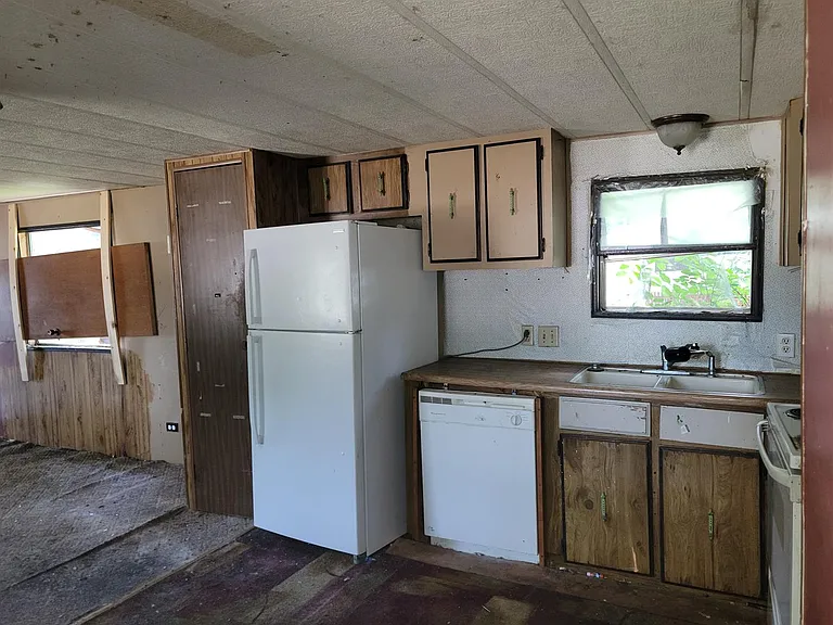 837 Countryside Trailer Ct S — Photo 6