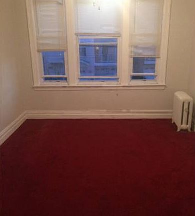 5th image of 164 Boyd Ave